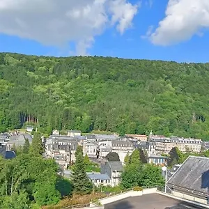 les-chardonnerets.hotels-rhonealpes.com/