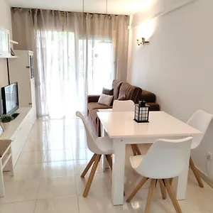 Luminoso En Con Terraza Y Parque Infantil Ideal Familias Salou